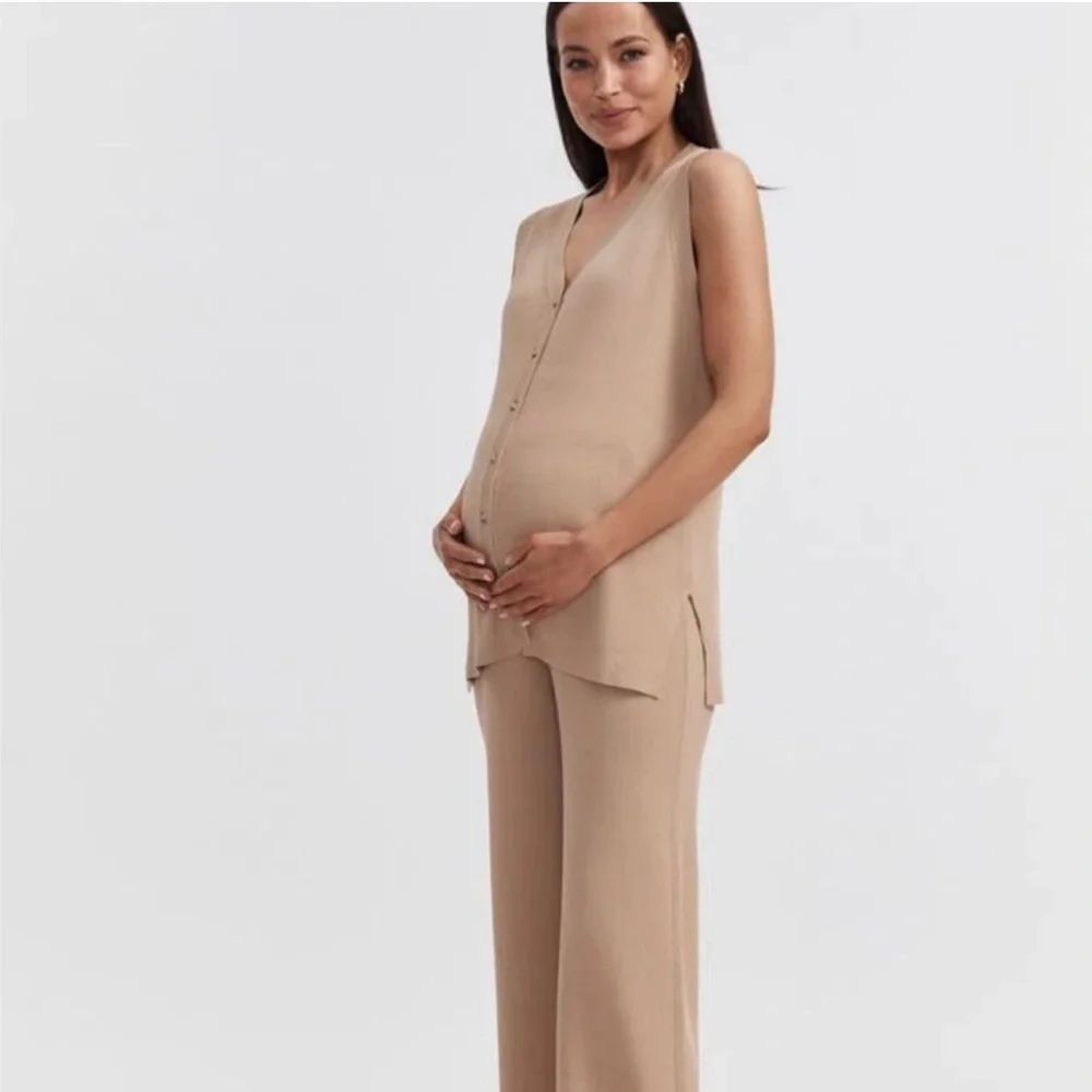 Maternity Ribbed Set - Picture 2 of 9